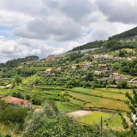 New Honey House, Serra Do Marao Ansiaes-amarante Ferienhaus