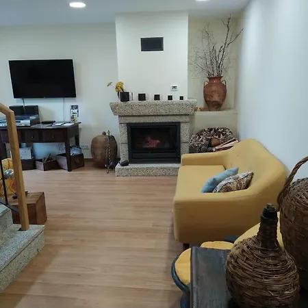 بيت للعطل New Honey House, Serra Do Marao Ansiaes-amarante أمارانتي