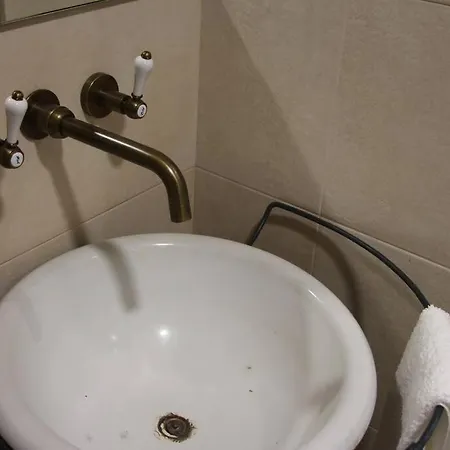 New Honey House, Serra Do Marao Ansiaes-amarante Holiday home *