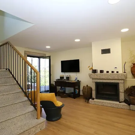 Ferienhaus New Honey House, Serra Do Marao Ansiaes-amarante